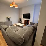 Oxford City Boutique Home - Bartlemas Collegiate Retreat By Ahg