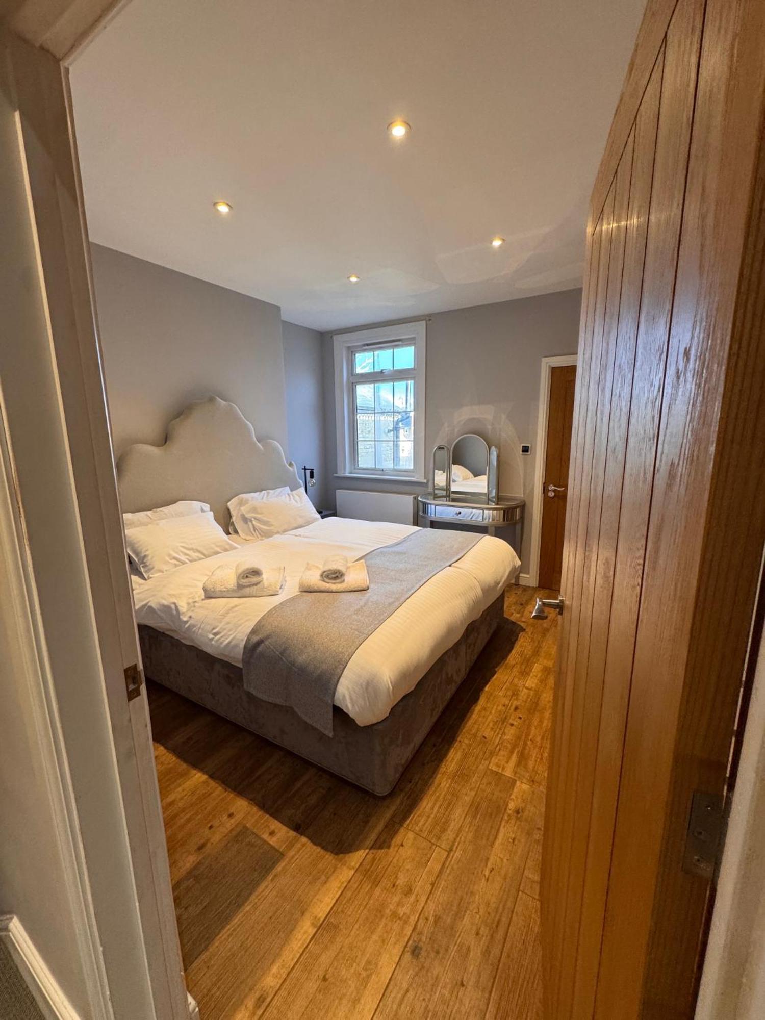 Boutique - Bartlemas Collegiate Retreat By Ahg * Oxford